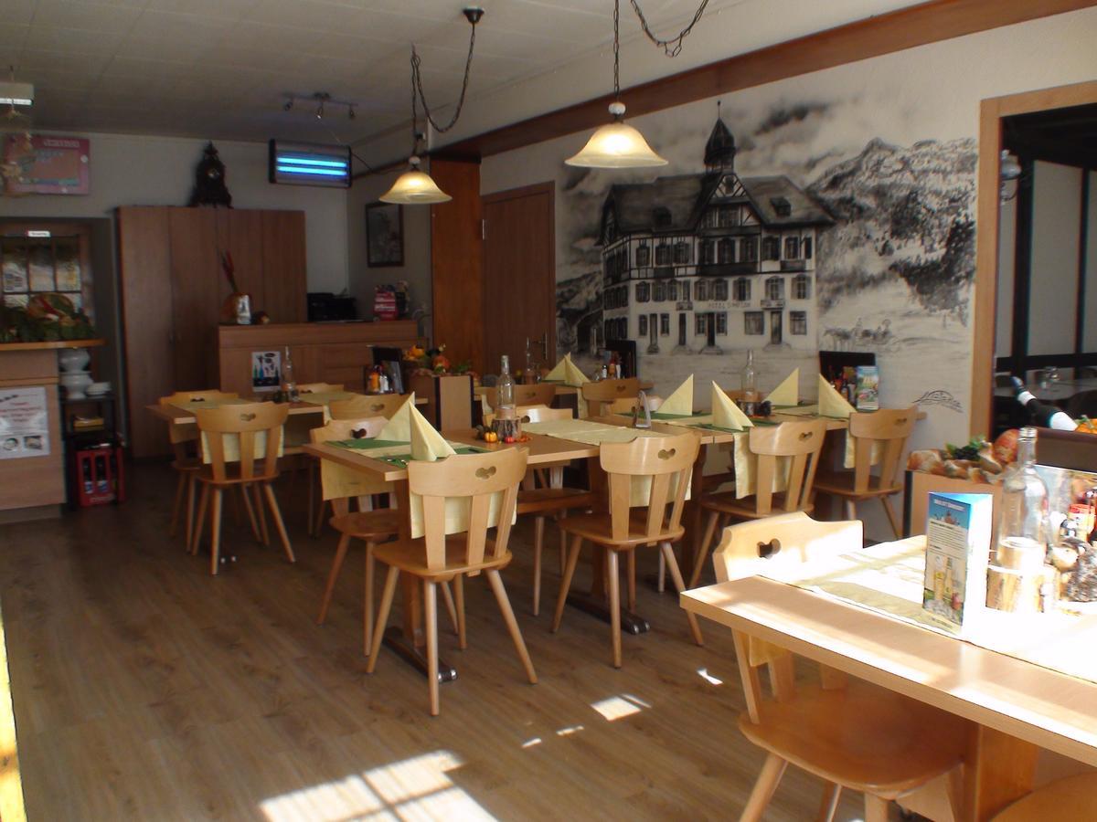 Hotel Restaurant Simplon Frutigen Exterior photo